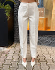 Pantalone Vannah  – AWARE
