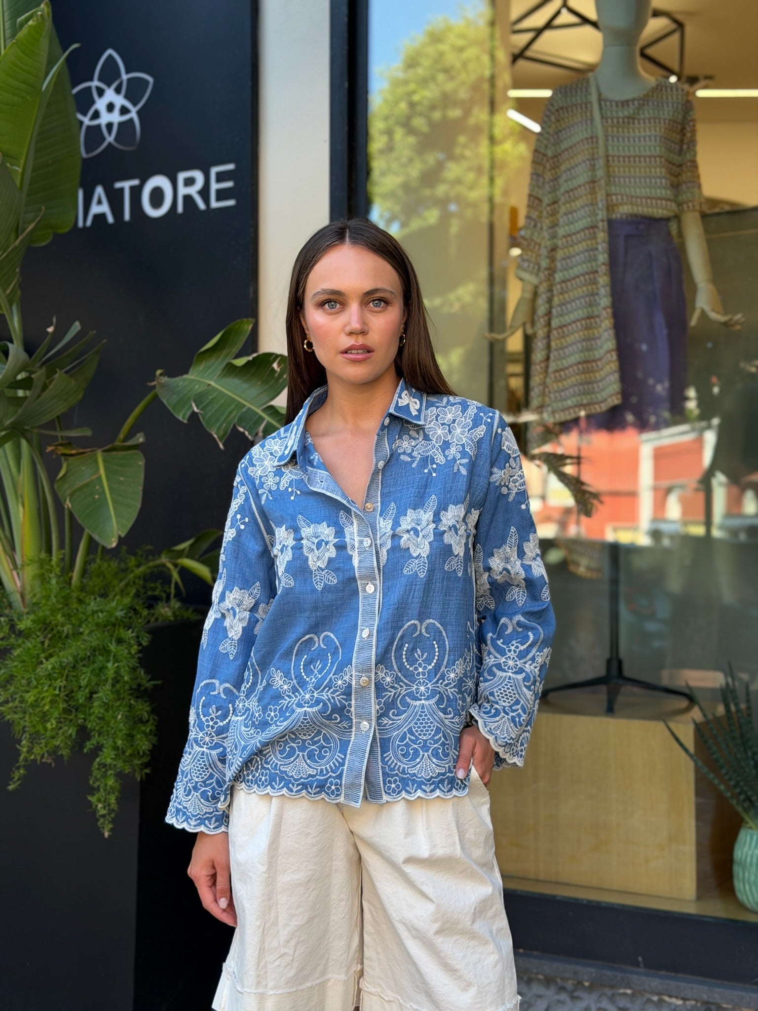 Camicia Ricamata