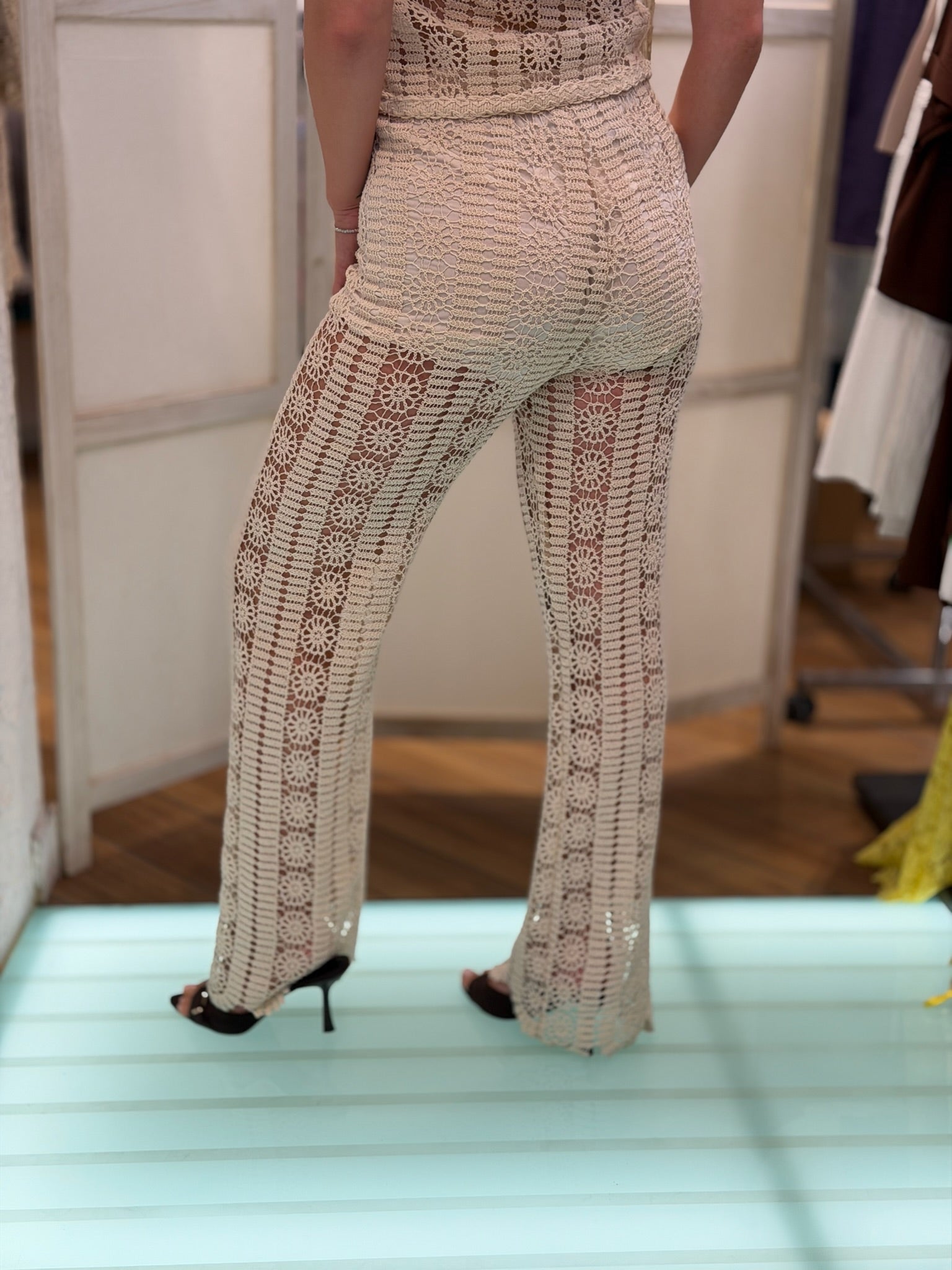 Pantalone crochet Have One