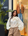 Blusa con Ricami e Fiocco – Vicolo